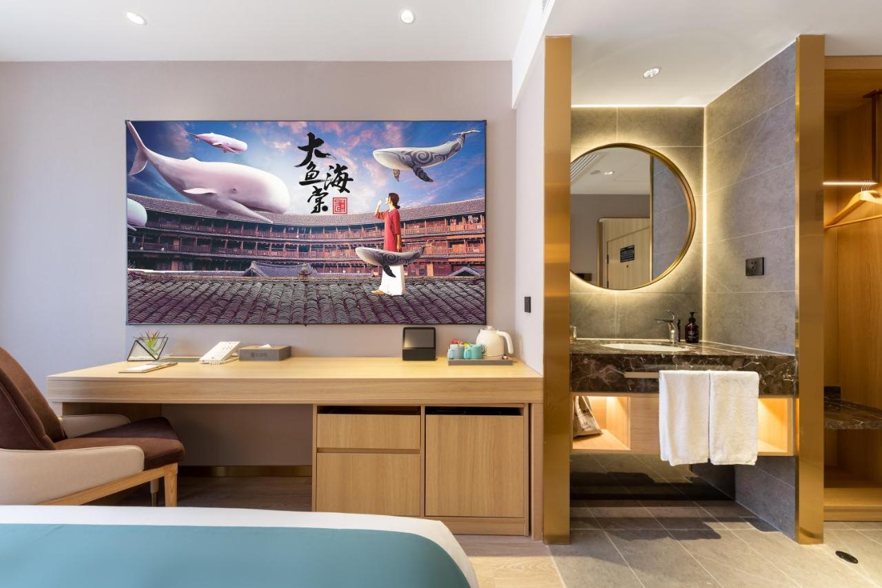 East Sacred Hotel: Tiananmen Square Proximity With Tourism Services