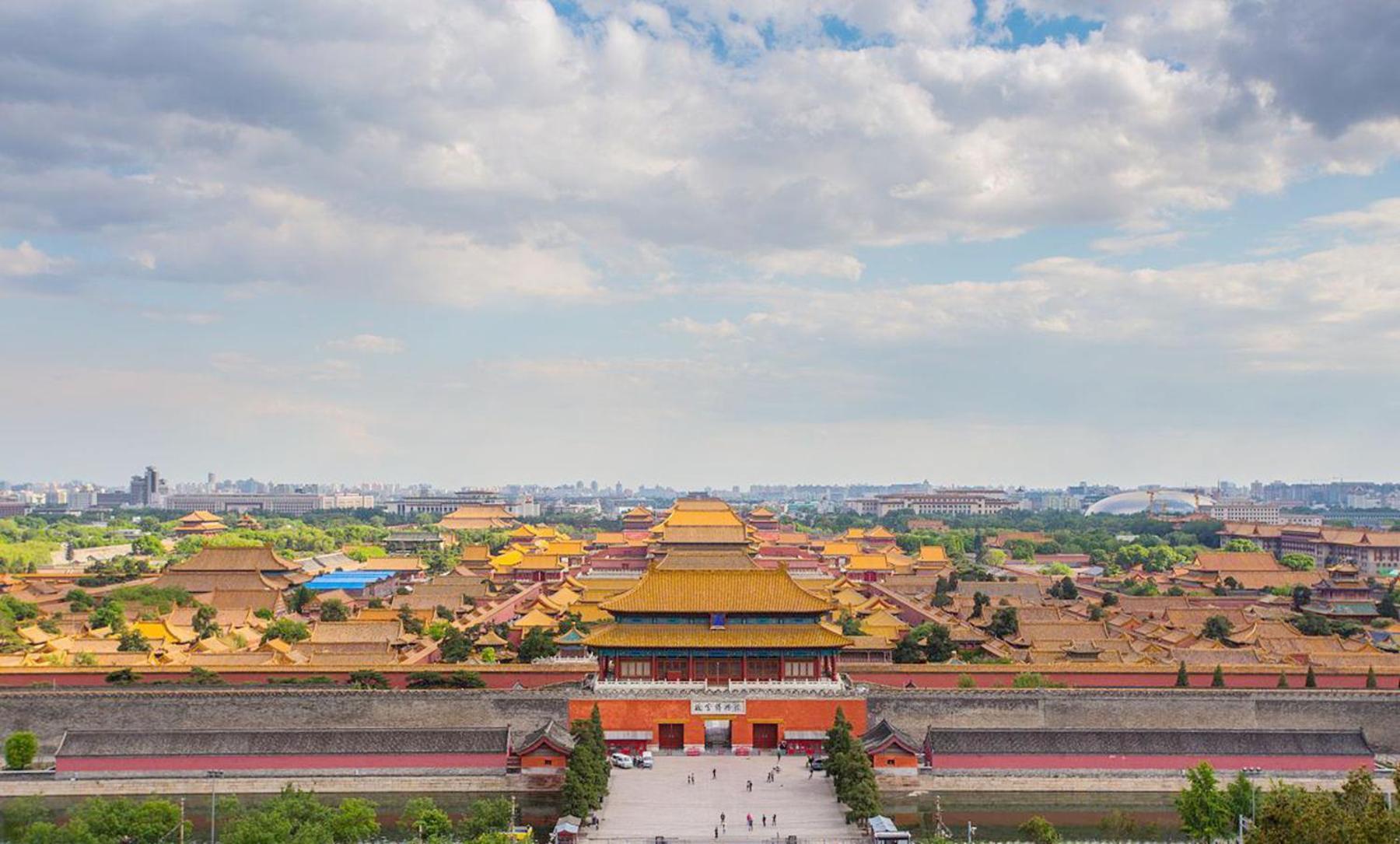 East Sacred Hotel: Tiananmen Square Proximity With Tourism Services 5*
